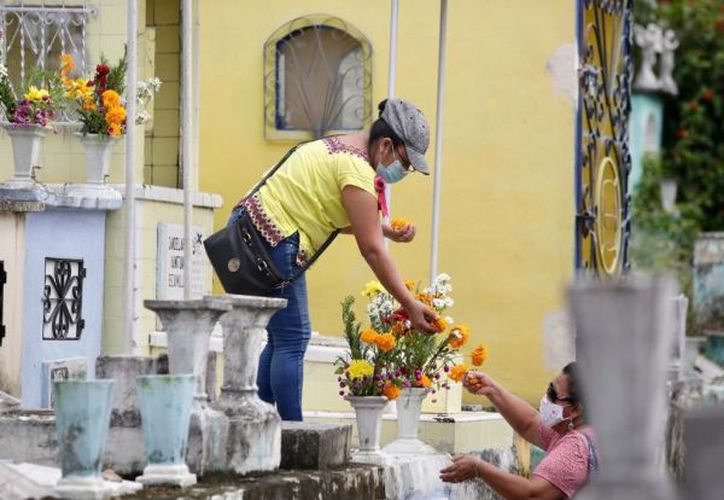 Panteones de Mérida están abiertos por Día de la Madre