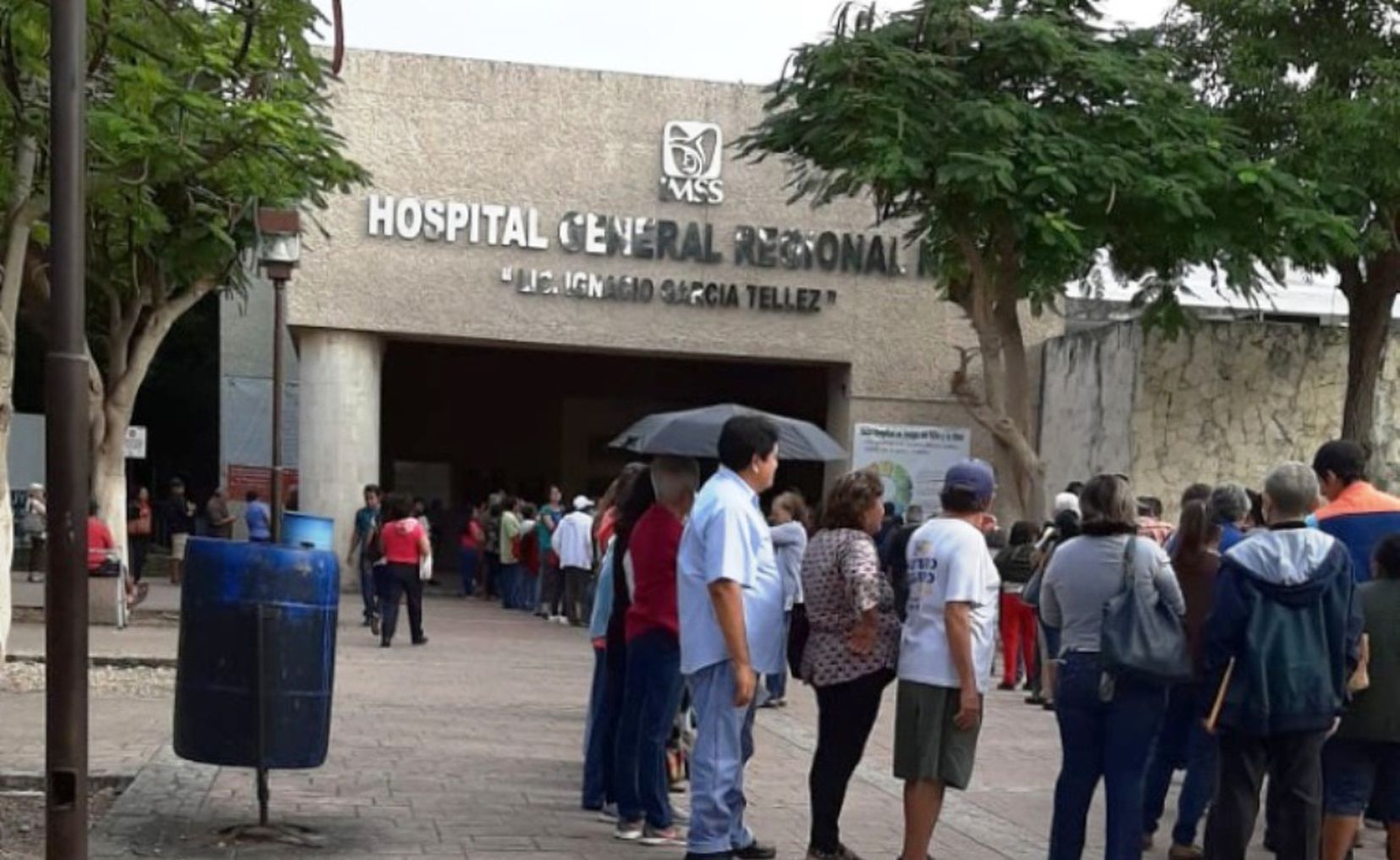 Largas Filas En El Hospital T Del Imss Para Agendar Citas De