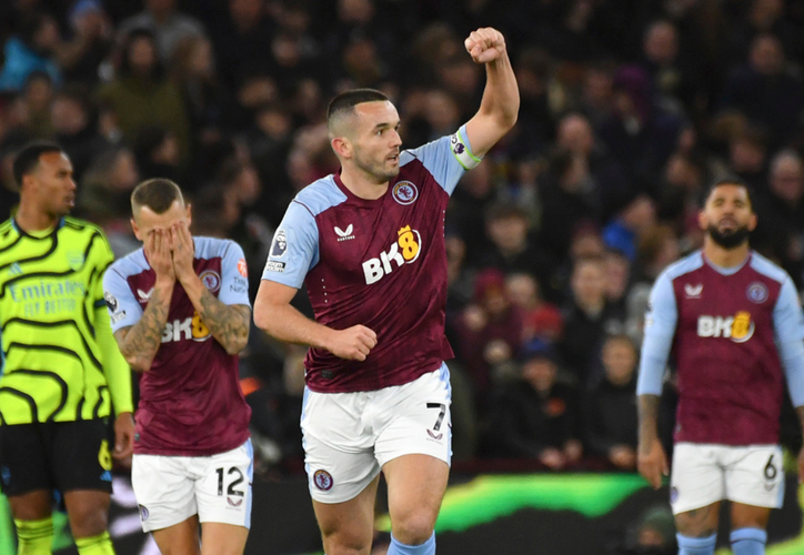 Premier Legue Aston Villa Vence Al Arsenal Y La Batalla Por La Cima Se