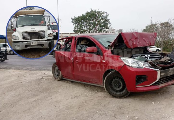 Auto queda prensado entre una pipa y un volquete en el Periférico de Mérida