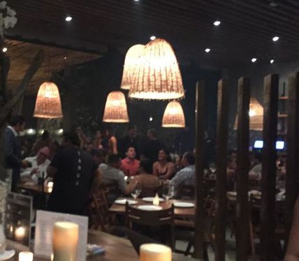 Clausuran restaurante de la zona hotelera de Cancún por evento masivo