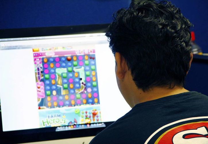 Adictos a los juegos en línea pegados a sus dispositivos electrónicos - Grupo SIPSE