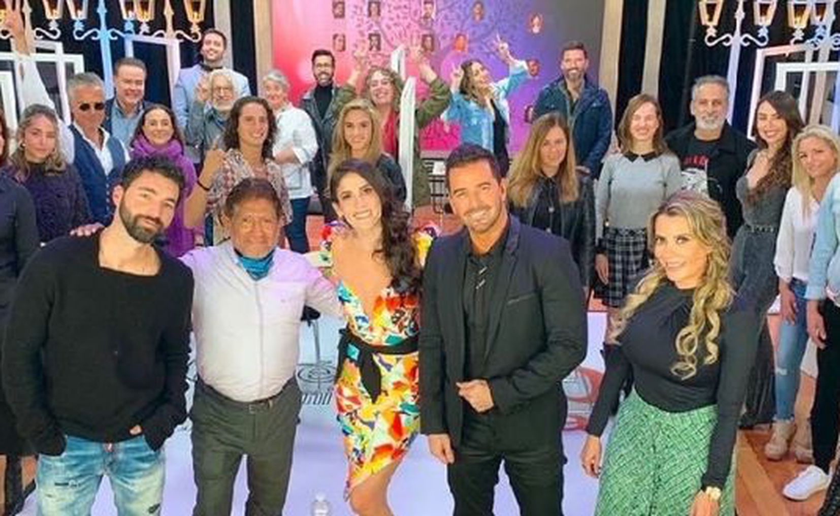 México Presenta Juan Osorio elenco de su nueva telenovela