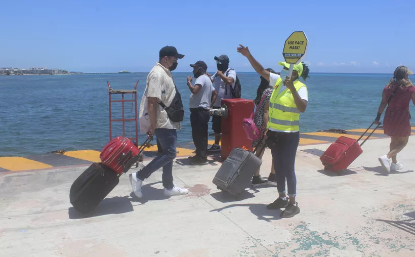 Autorizan más líneas para el cruce Playa del Carmen- Cozumel. (Foto: Octavio Martínez)