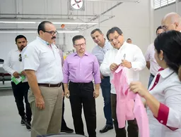 Ramírez Marín apoyará a los industriales del vestido