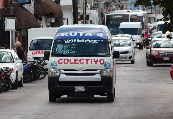 Insisten en aumentar precio del transporte público en Cozumel