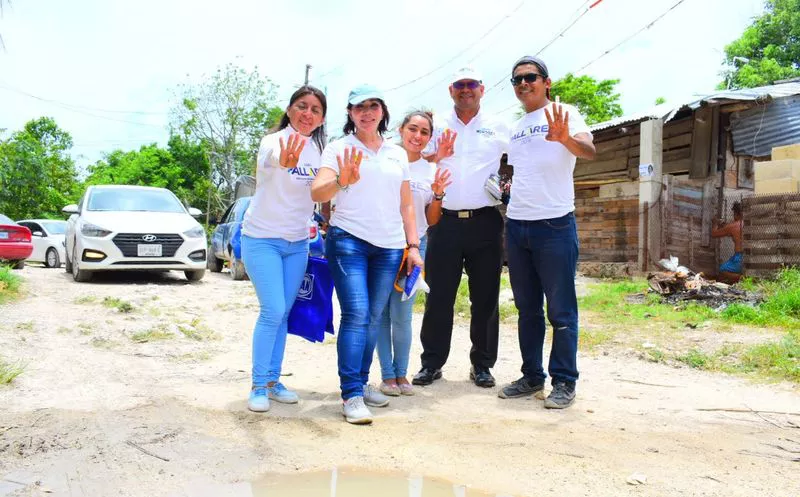 La aspirante a diputada federal por el Distrito 04 de la coalición “Por Quintana Roo al Frente” afirmó que la gente sabe identificar a quien mantiene una campaña de respeto. (Redacción/SIPSE)
