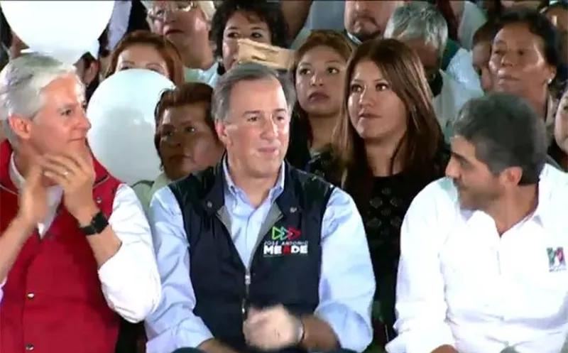 En su mitin de campaña, Meade estuvo acompañado por el gobernador Alfredo del Mazo Maza. (Foto: Captura del video)