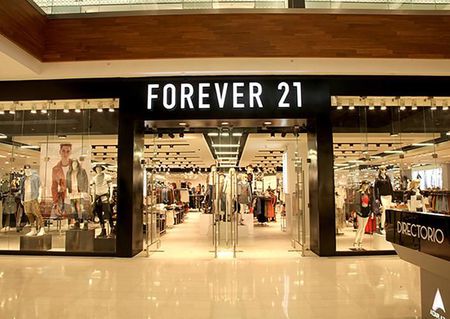 Tiendas como Forever 21 están en la mira de la Profeco. (Archivo/Sipse)