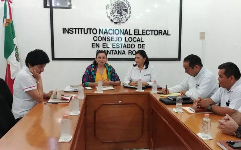 Los funcionarios del Instituto Nacional Electoral recibirán la documentación para el reclutamiento a partir del 16 de abril. (Joel Zamora/SIPSE)