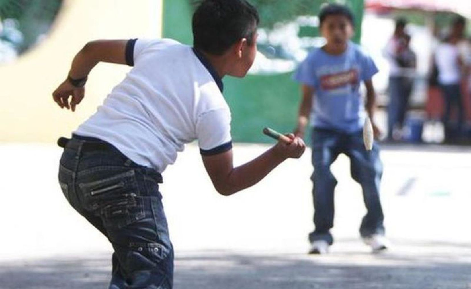 Torneo de kimbomba en El Cardenal Cantina