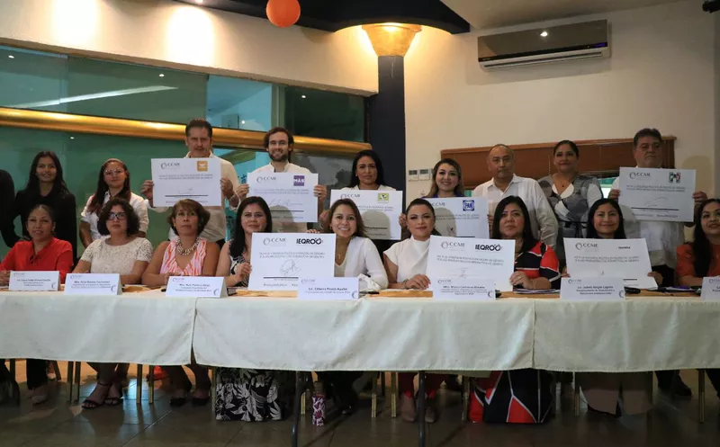 Partidos políticos firman contra la violencia de género en Q. Roo  / (Foto: José Aldair)