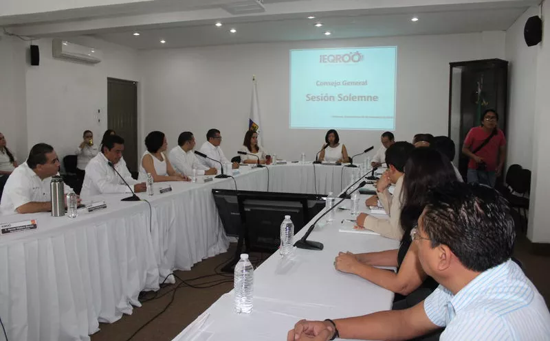 Los consejeros del Instituto Electoral de Quintana Roo, consideran que los magistrados del Tribunal Electoral de Quintana Roo se extralimitaron en sus funciones. (Daniel Tejada/SIPSE)