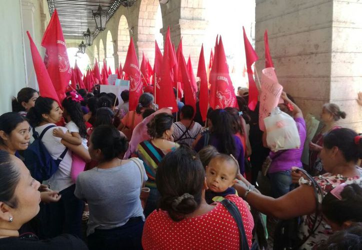 Antorcha Campesina Se Manifiesta En Palacio De Gobierno De Yucatán 6133