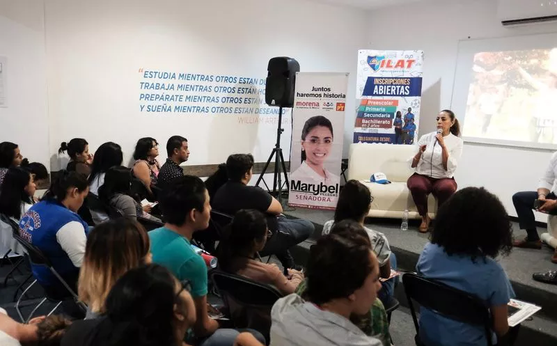 Marybel Villegas Canché agradeció a universitarios la confianza y el apoyo, y los invitó a votar el próximo 1ro de Julio. (SIPSE)