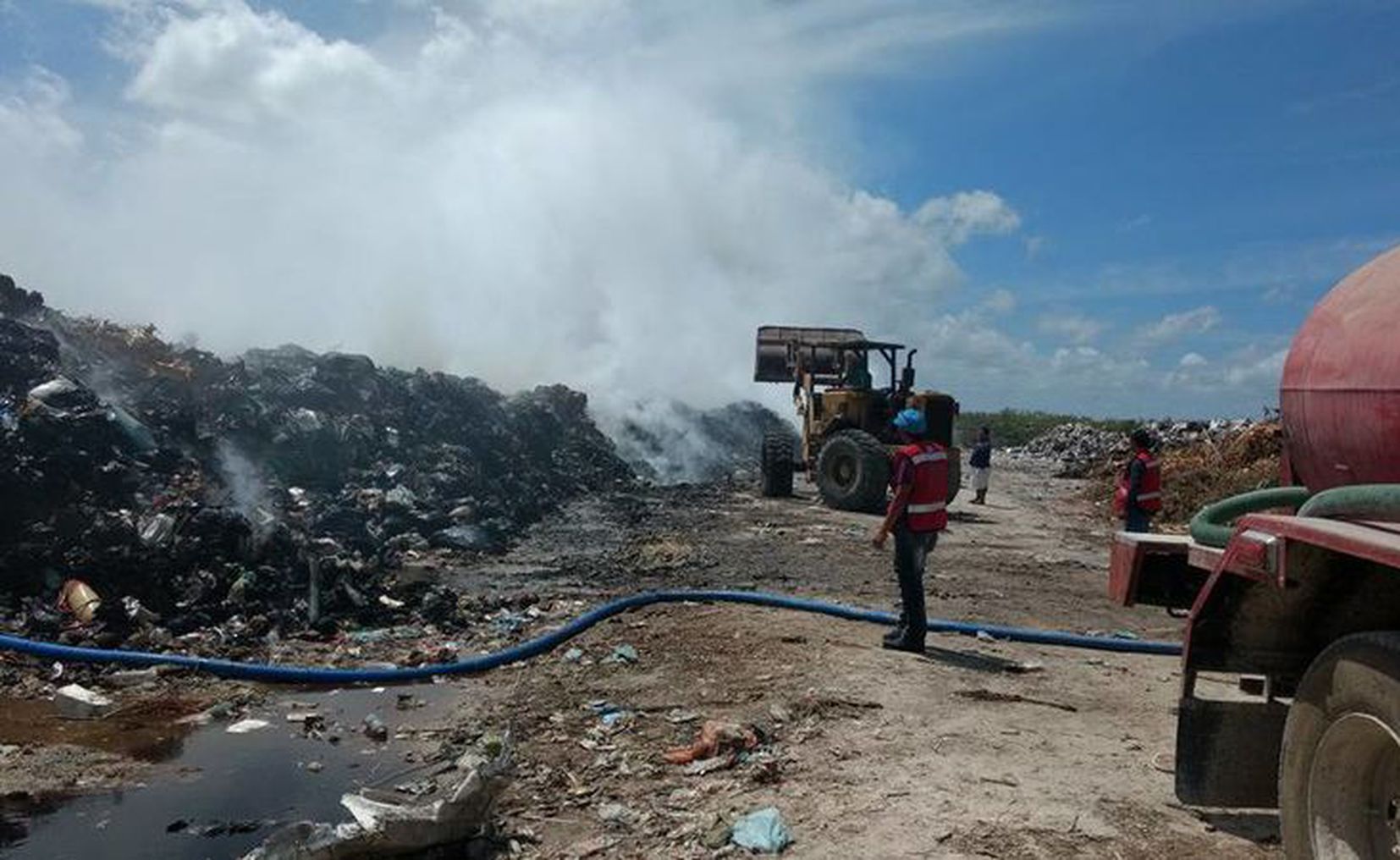 Chetumal | Incendio en basurero de Chetumal: una <i>bomba de ...