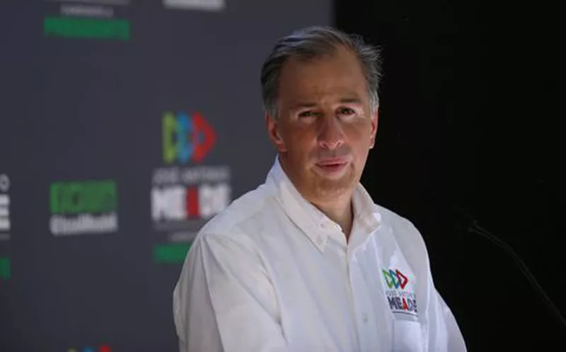 José Antonio Meade, inició la semana con una petición para su rival de Juntos Haremos Historia, Andrés Manuel López Obrador. (Milenio)