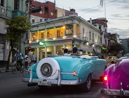 Cuba lifting freeze on new private tourism businesses