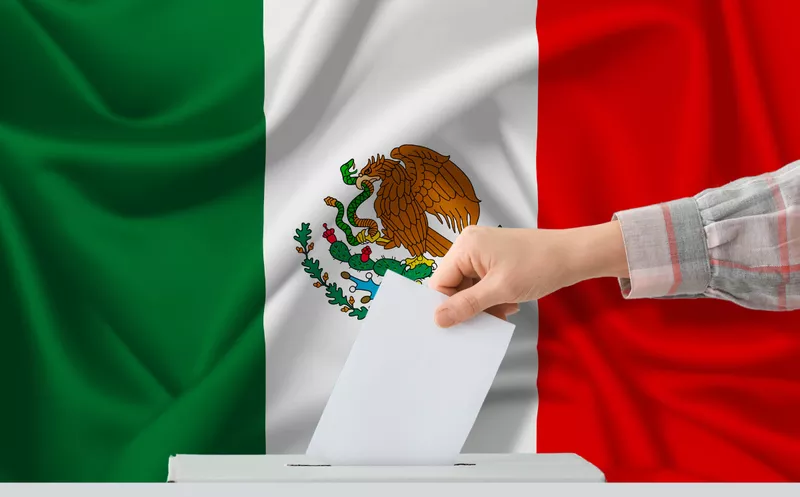 Elecciones 2024: violencia en México deja a más de 60 mil personas sin votar [Foto: By Canva]