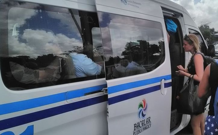 Taxistas de Bacalar establecen ruta hacia Mahahual - Sipse.com