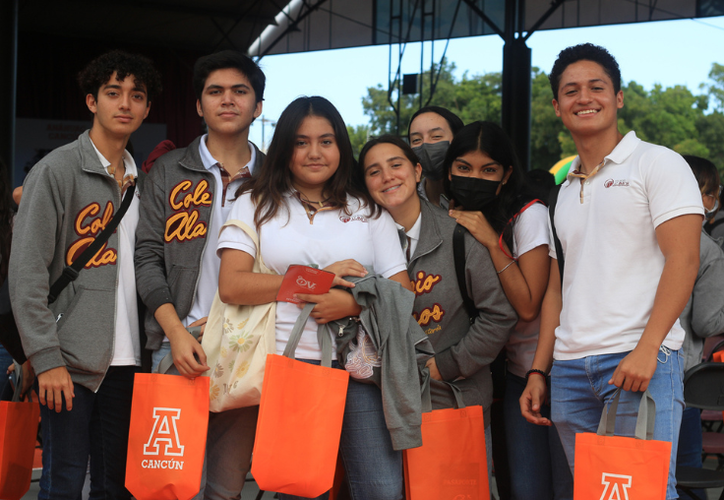 Cancún: Universidad Anáhuac Imparte Orientación Vocacional A Miles De ...