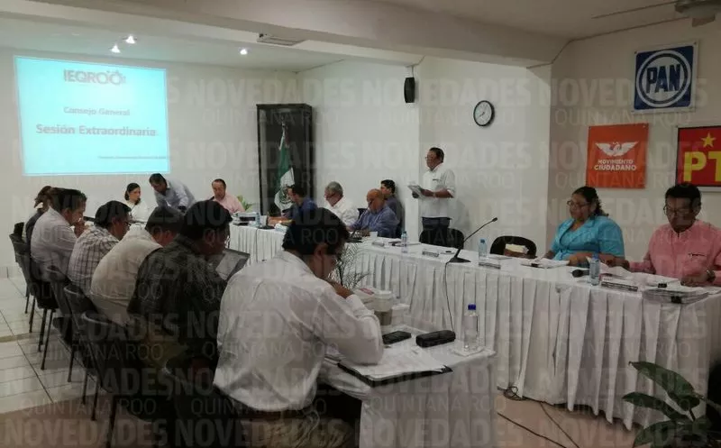 La sesión del Instituto Electoral de Quintana Roo duró más de una hora. (Redacción/SIPSE)