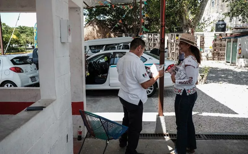 Marybel Villegas aseguró que con el voto de todos los mexicanos para Morena y el PT, el próximo primero de Julio, 'México tomará otro rumbo'. (SIPSE)