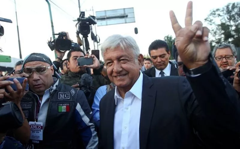 Se esperará que López Obrador vote al abrir la casilla y durante el día se concentre. (El Financiero)