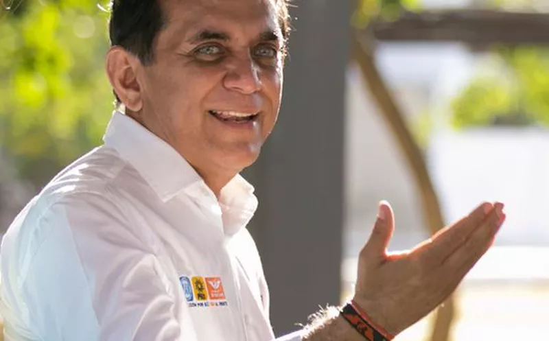 Miguel Ramón en campaña por Distrito 1 de Quintana Roo. (Foto: SIPSE)