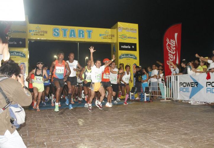 Kenianos ganan el Maratón Internacional de Cancún | Noticias de ...