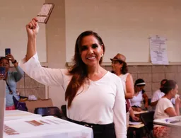 Elecciones 2024: Mara Lezama, Gobernadora de Quintana Roo, emite su voto
