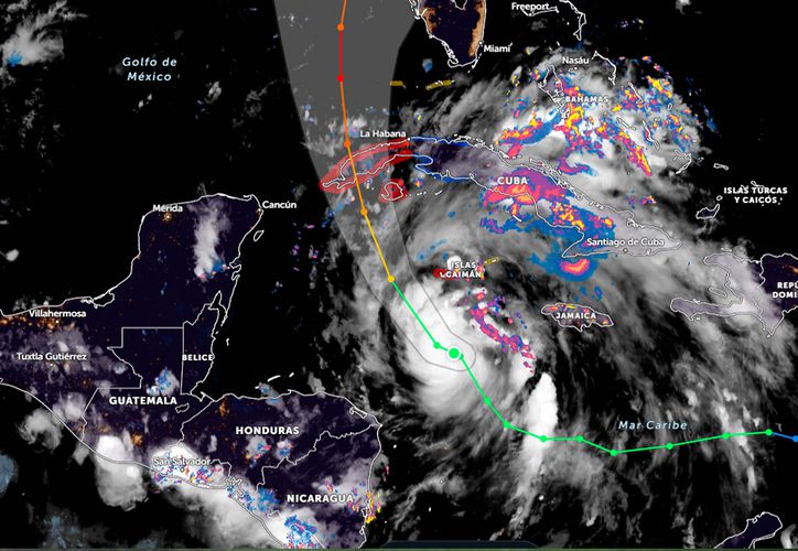 Quintana Roo Trayectoria de la tormenta tropical "Ian" se mantiene