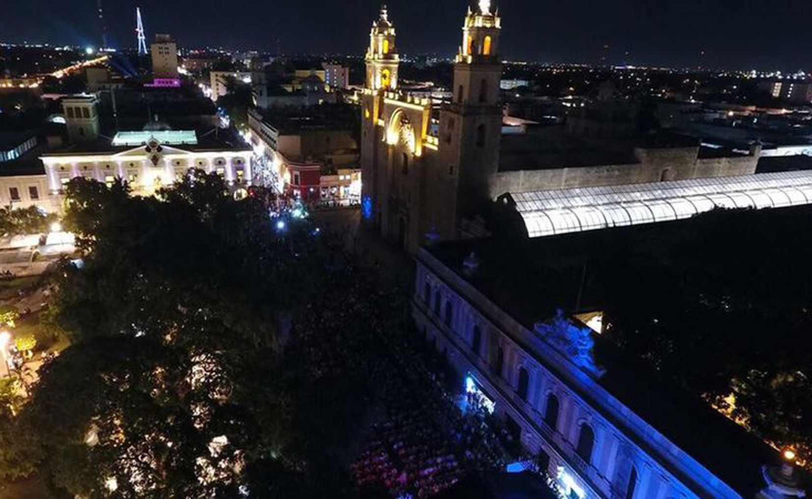 Mérida vive nueva edición de la Noche Blanca