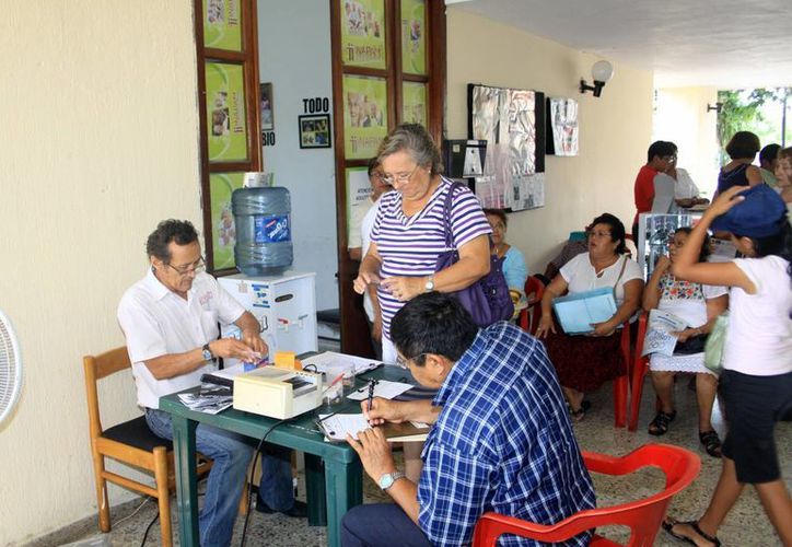 Van por más beneficios para abuelitos Grupo SIPSE