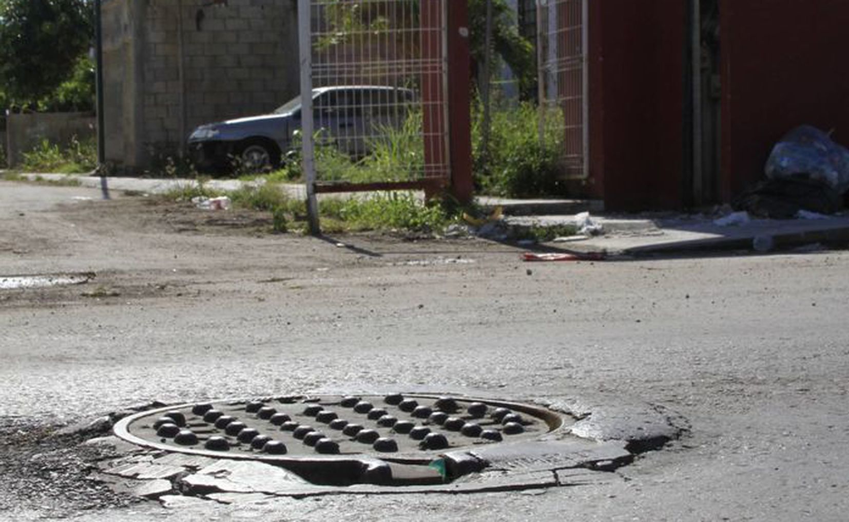 Chetumal | Salen heces fecales de las coladeras en el ...