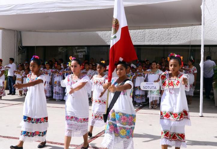 Letra Completa Del Himno Nacional Mexicano En Lengua Maya