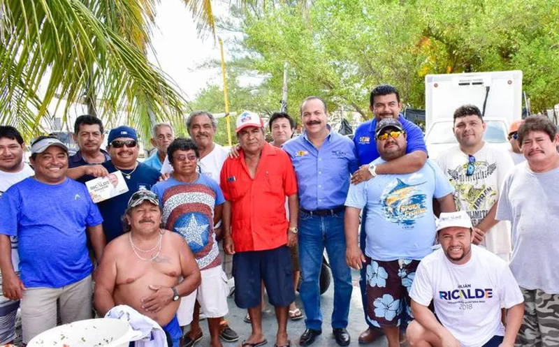 El candidato trabajara en evitar que pescadores de Yucatán exploten recursos marinos en zonas de pesca en Cabo Catoche y Contoy. (Foto: Redacción)
